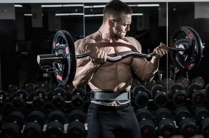 10 najlepszych ćwiczeń na biceps