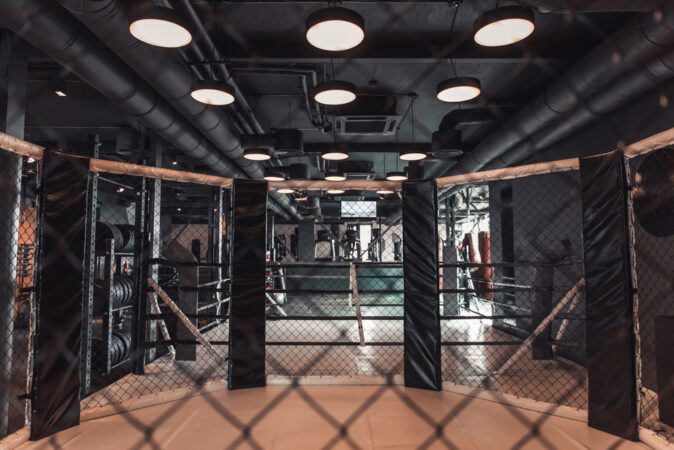 mata sala do treningów MMA boks octagon