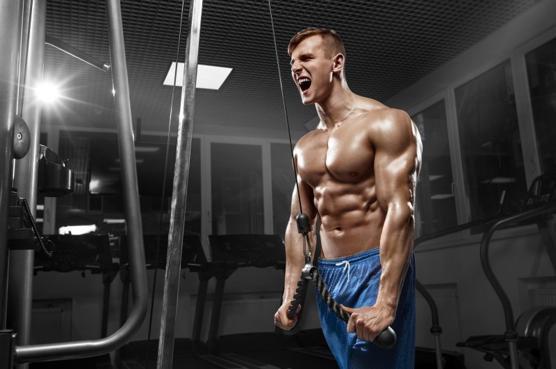Trening FBW (Full Body Workout) na masę mięśniową – 4 dniowy plan treningowy